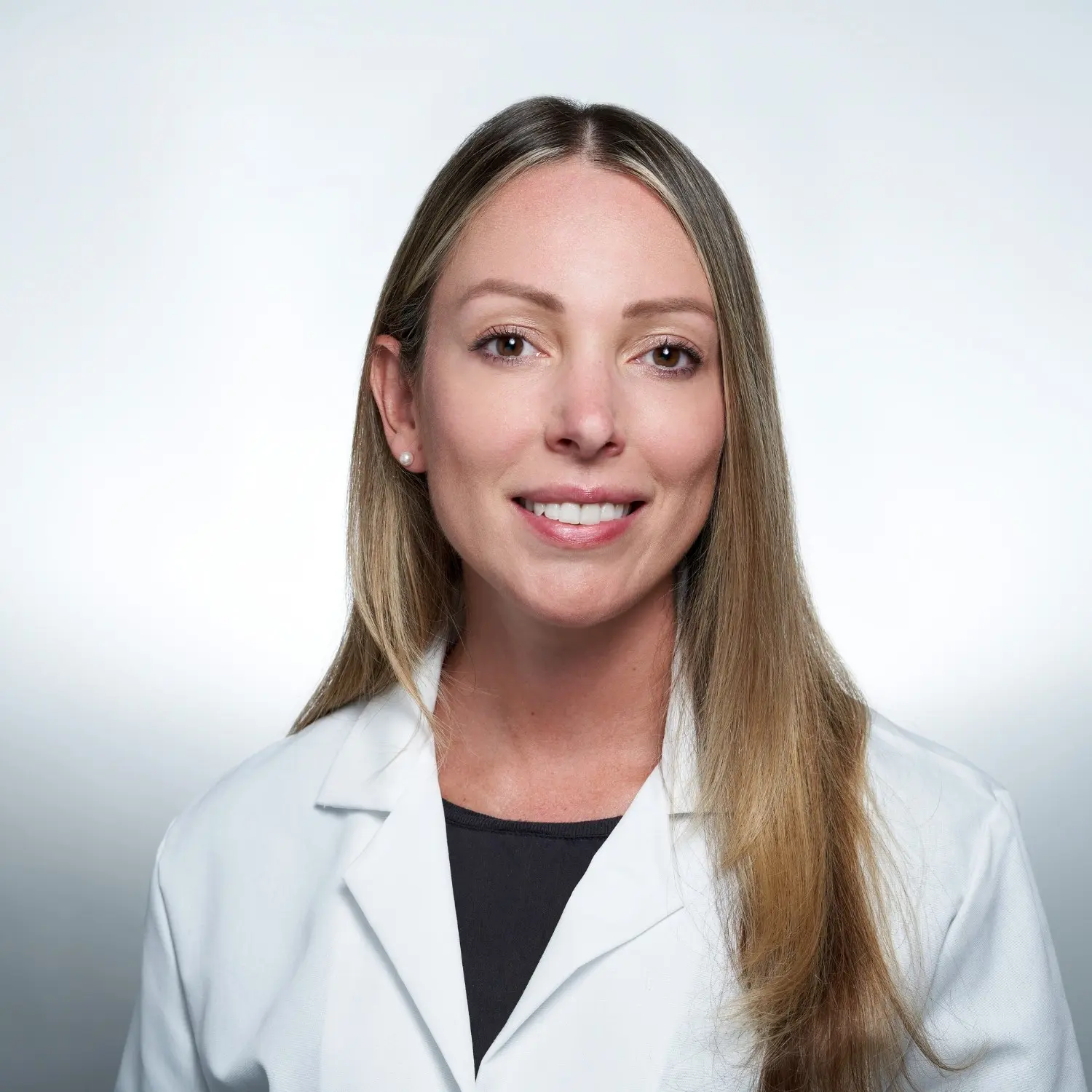Professional-Headshot-Examples-31-1